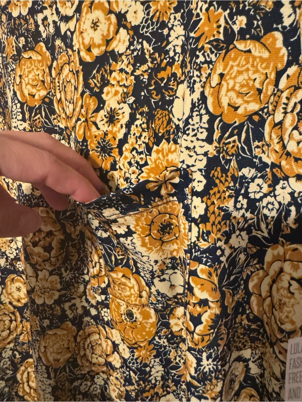 LuLaRoe Carly High-Low Dress Blue and Gold Floral Print Sz Large Super Stretch - Picture 4 of 9